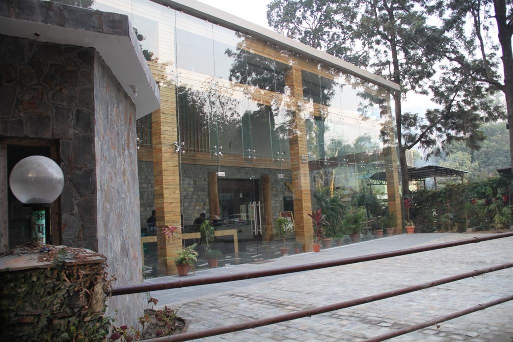 Hotel Corbett Suman Grand Corbett National Park Exterior foto